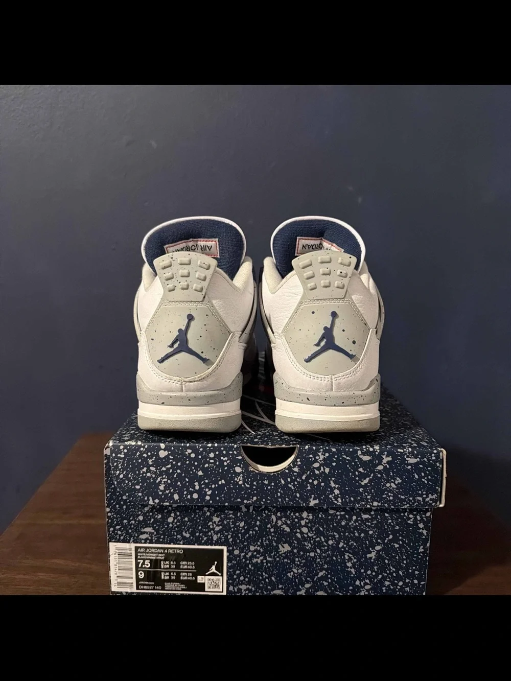 Nike Air Jordan 4 Retro Mens' Shoes - White/Navy